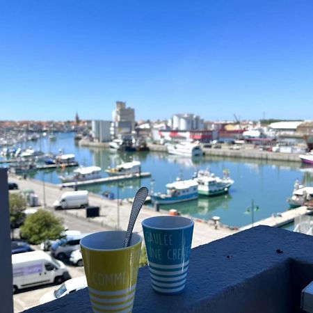 Pretty And Bright Studio With View On The Harbor レ・サ​​ーブル・ドロンヌ エクステリア 写真